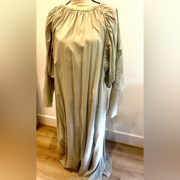H&M Sage Green Voluminous Embroidery Lace Trimmed Full Sleeve Maxi Dress - Large - Picture 8 of 8